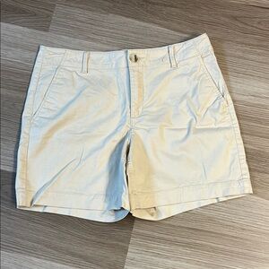 Loft Cream Shorts size 8